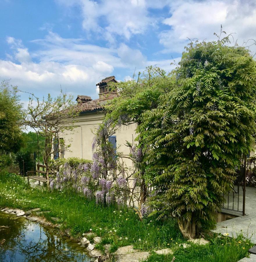 Marcarini Agriturismo Neviglie Exterior foto