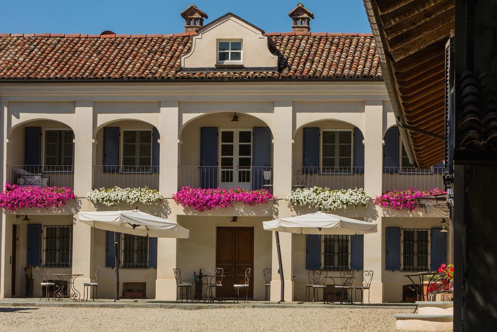 Marcarini Agriturismo Neviglie Exterior foto